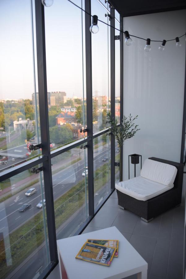 Bliska Wola Expo Central Apartment Varsóvia Exterior foto